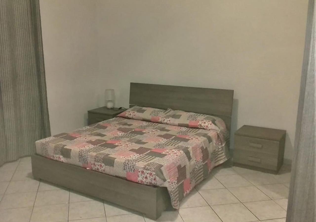Galluras B&B ออลเบีย ภายนอก รูปภาพ